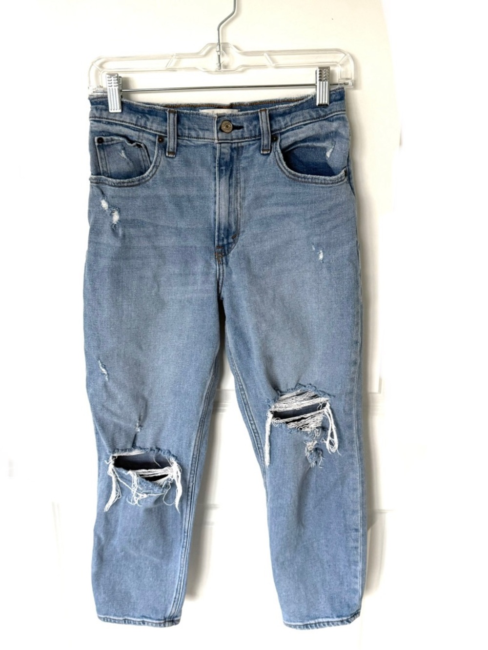 Abercrombie & Fitch The Mom High Rise Jeans